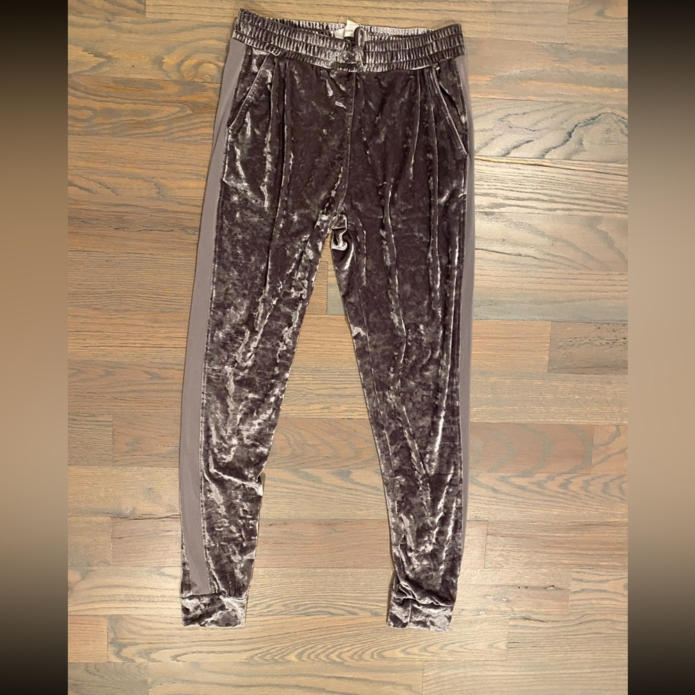 Treasure & Bond Velvet Girls  Joggers size XL 14/16